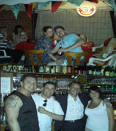 kneipe hamburg de   bier bar hamburg   gaststaette hamburg   nh hotel hamburg horn   ibis hotel hamburg wandsbek   hotel tiefenthal   sportsbar hamburg   raucherkneipe   bar   bierbar022.jpg